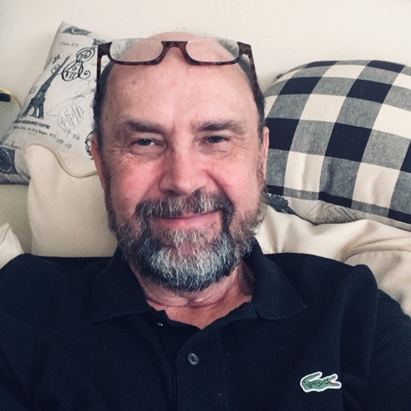 Meet your Posher, Jon Paul - Picture 3 of 4